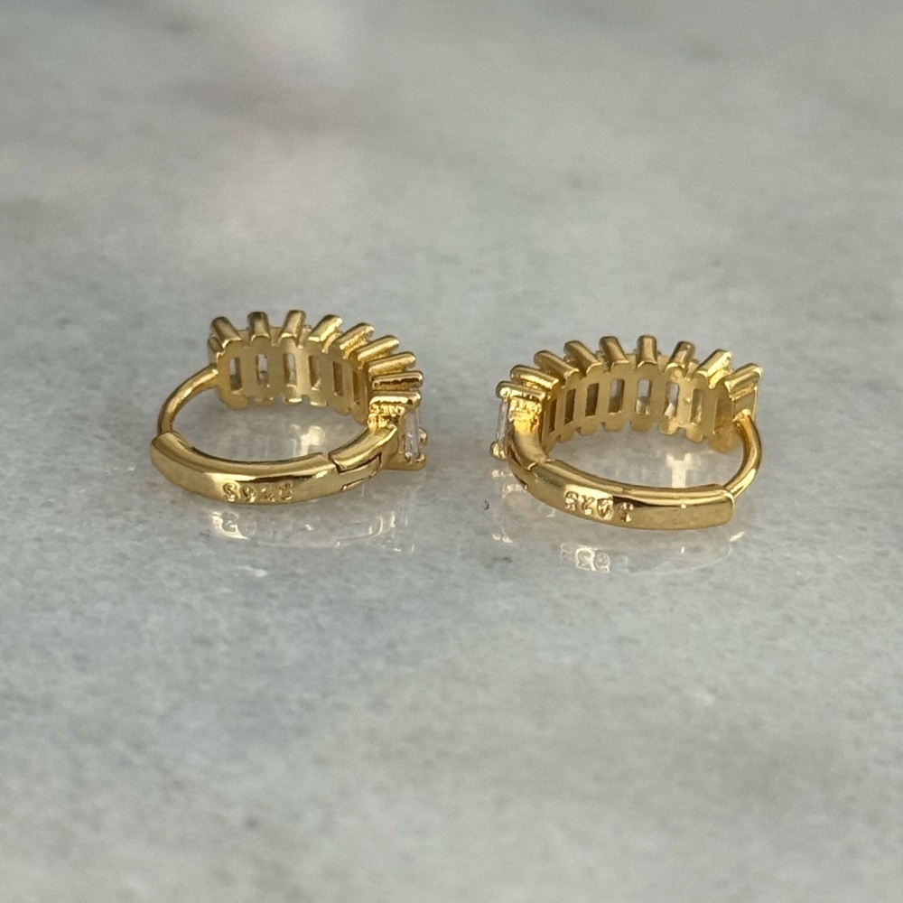 COPY - Gold Thick Crystal Stacked Huggie Hoop Earrings 

Brand New - Picture 3 of 4